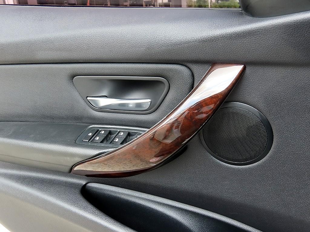 BMW 3시리즈 3시리즈 (F30) 320i 이미지 11