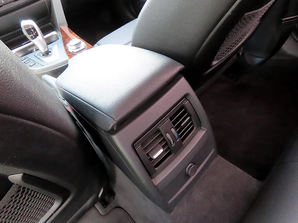 BMW 3시리즈 3시리즈 (F30) 320i 이미지 16
