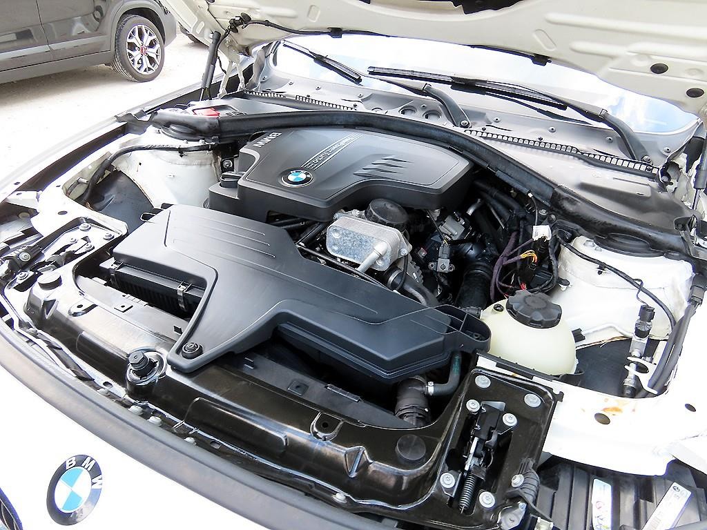 BMW 3시리즈 3시리즈 (F30) 320i 이미지 18
