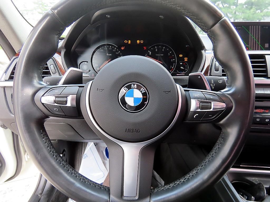 BMW 3시리즈 3시리즈 (F30) 320i 이미지 8