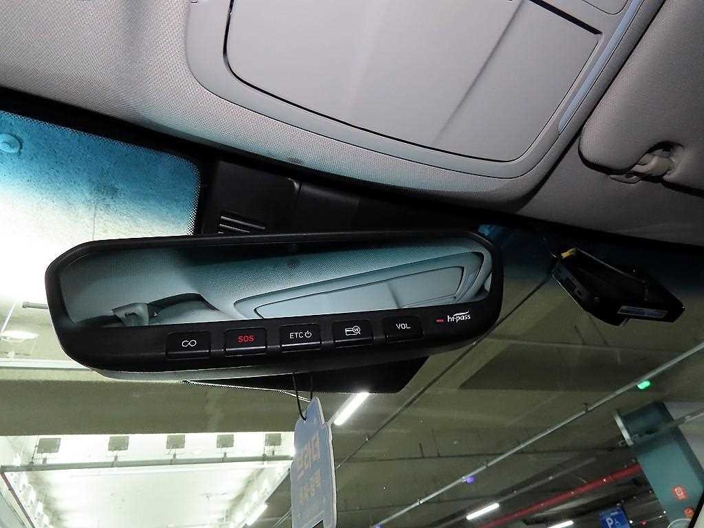제네시스 G70 2.0T 어드밴스드 이미지 17