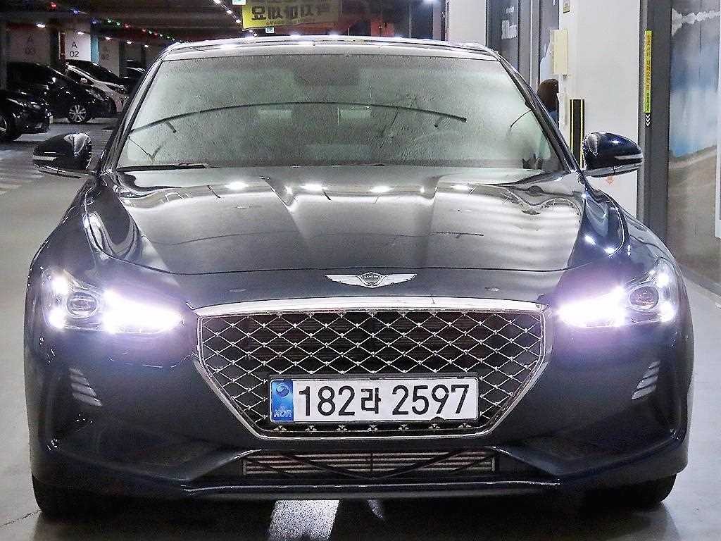 제네시스 G70 2.0T 어드밴스드 이미지 2