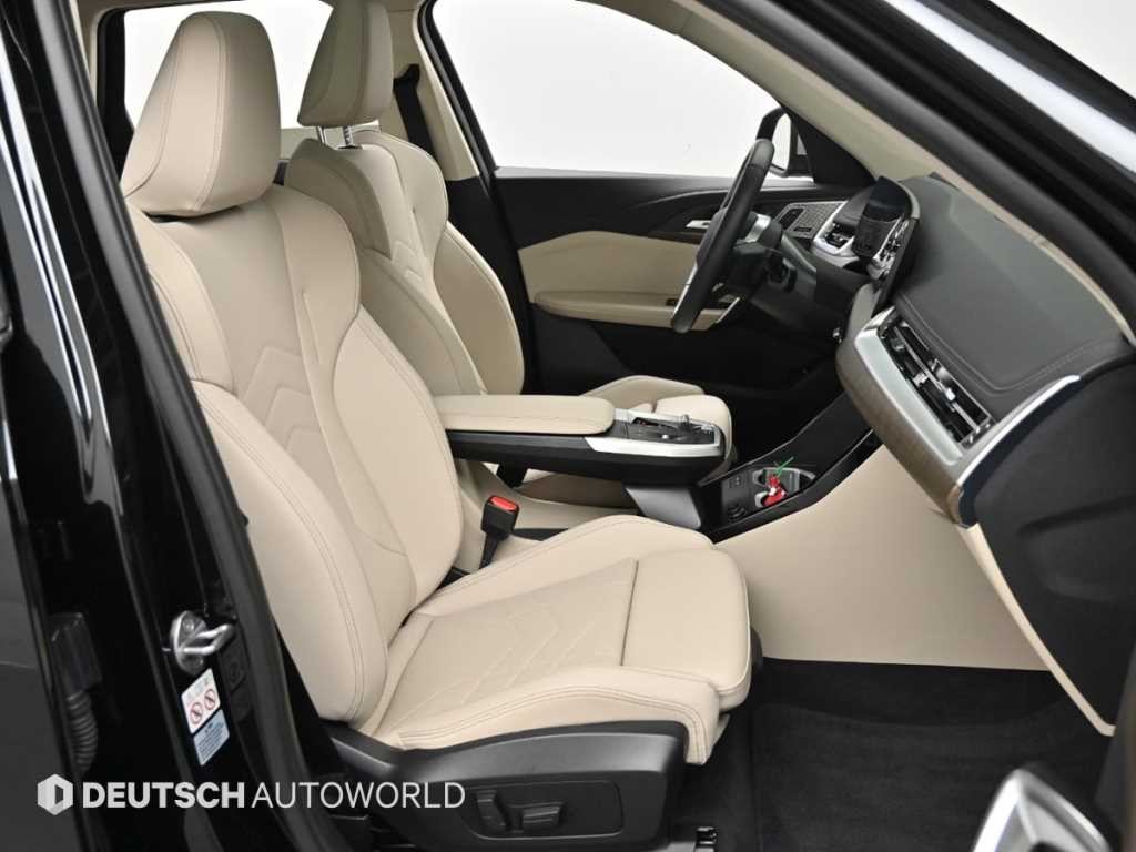 BMW X1 X1 (U11) xDrive 20i xLine 이미지 10