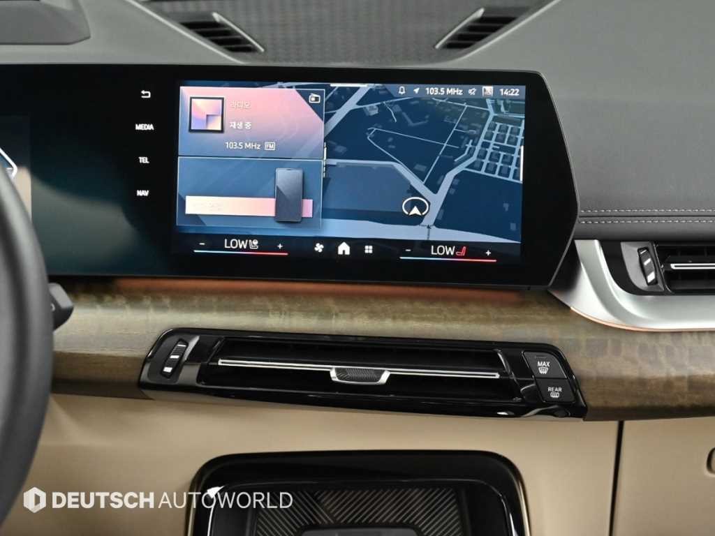 BMW X1 X1 (U11) xDrive 20i xLine 이미지 14