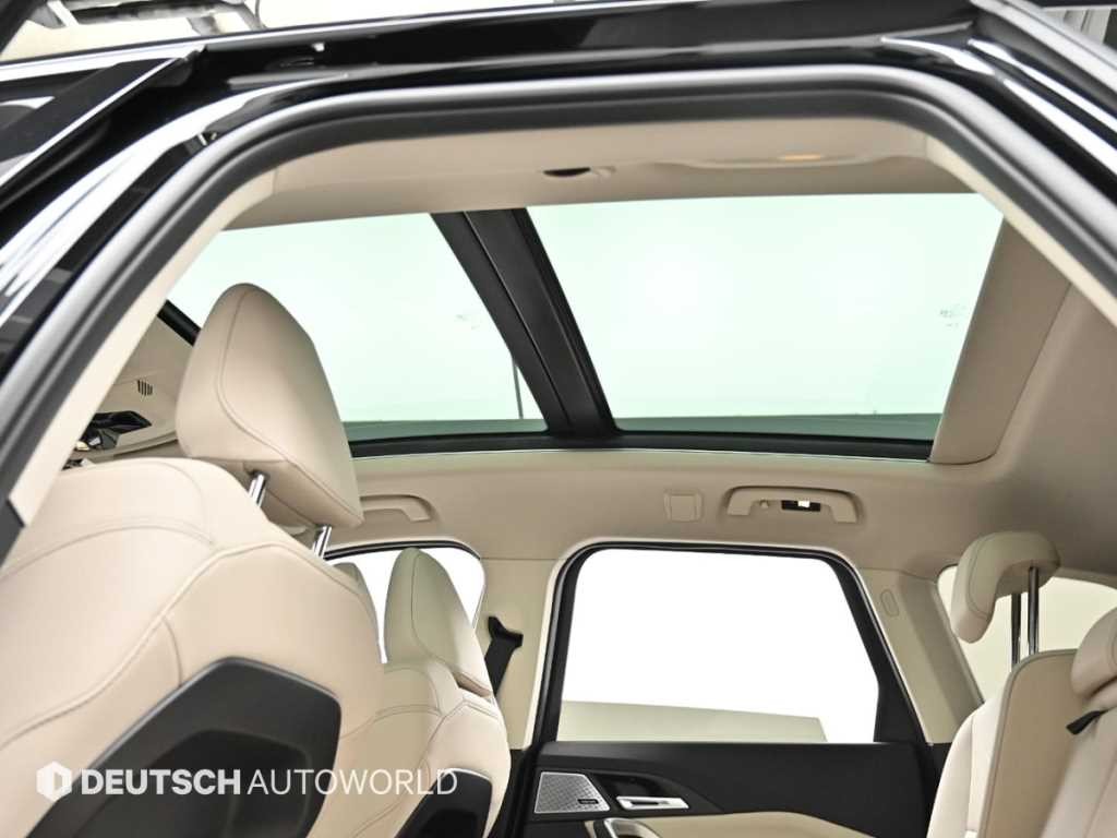 BMW X1 X1 (U11) xDrive 20i xLine 이미지 18