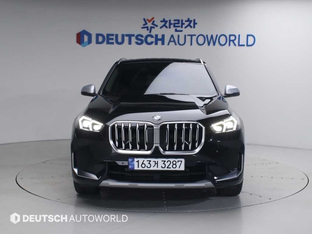 BMW X1 X1 (U11) xDrive 20i xLine 이미지 3