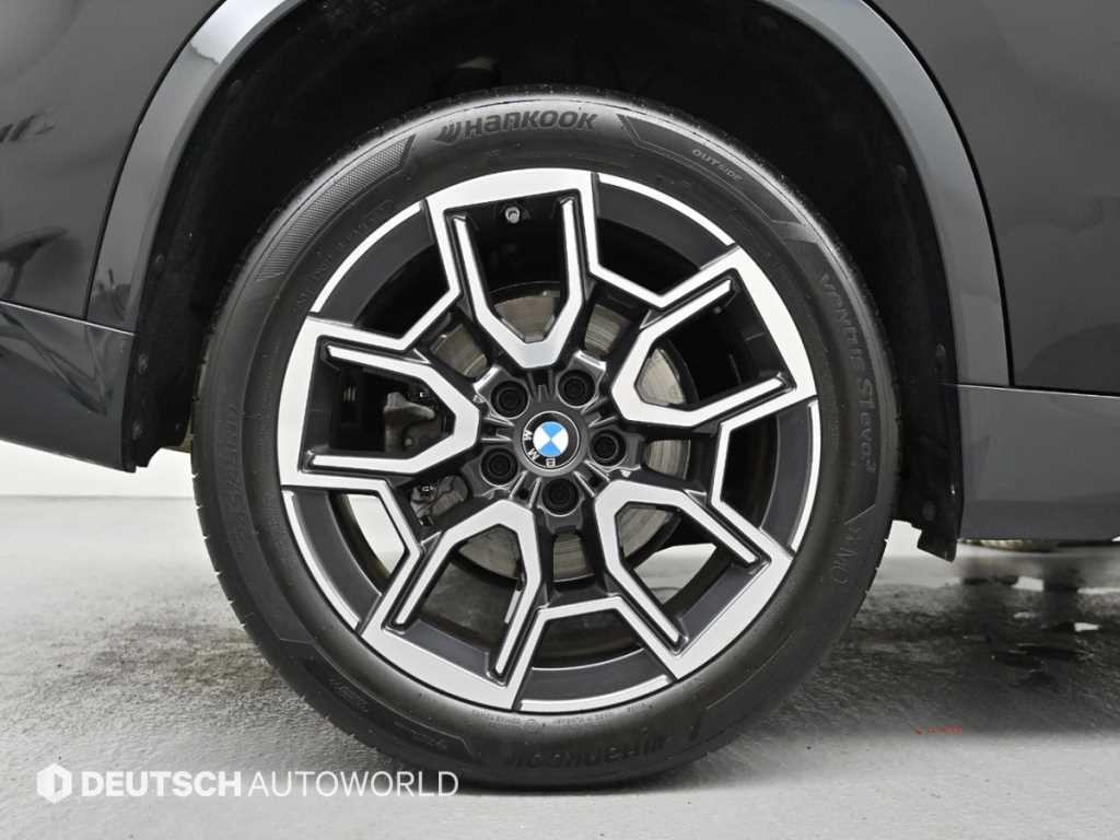 BMW X1 X1 (U11) xDrive 20i xLine 이미지 5