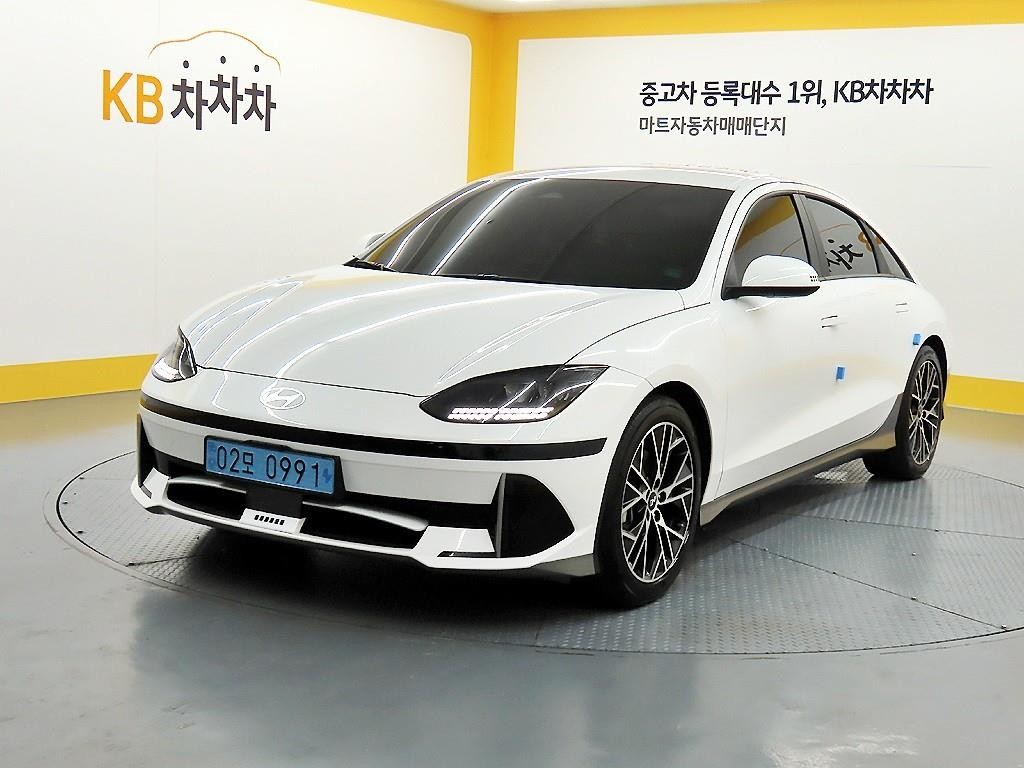 현대 아이오닉 6 롱레인지 익스클루시브 이미지 2