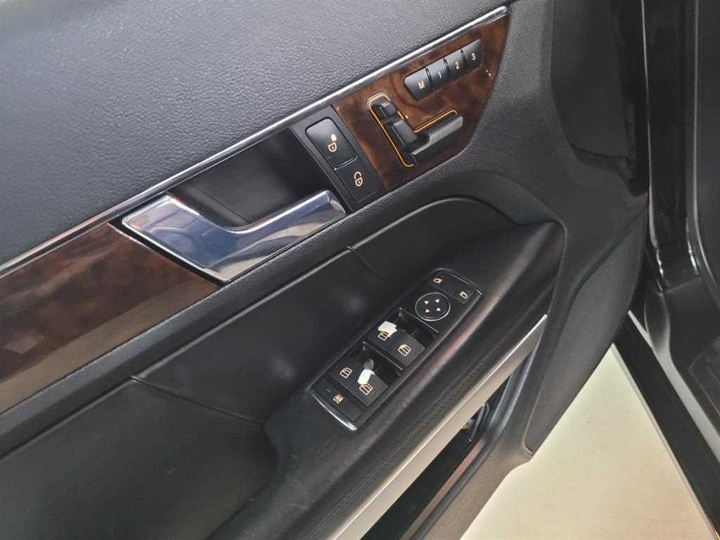 벤츠 E 클래스 E-클래스 W212 E350 쿠페 이미지 15