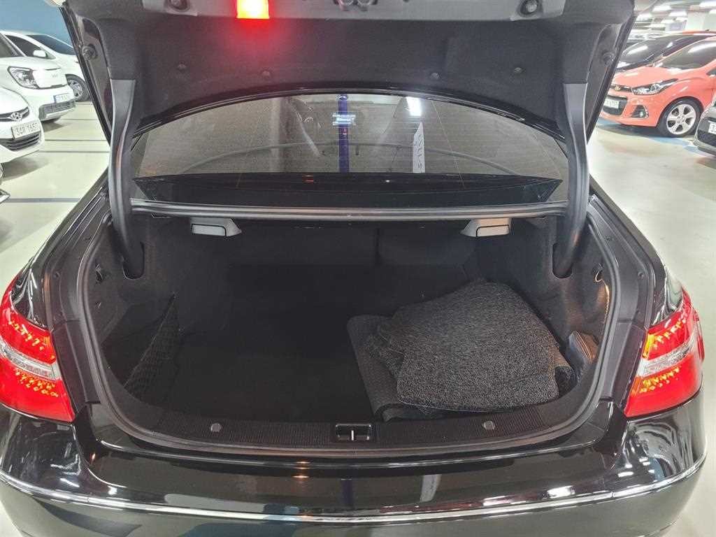 벤츠 E 클래스 E-클래스 W212 E350 쿠페 이미지 18