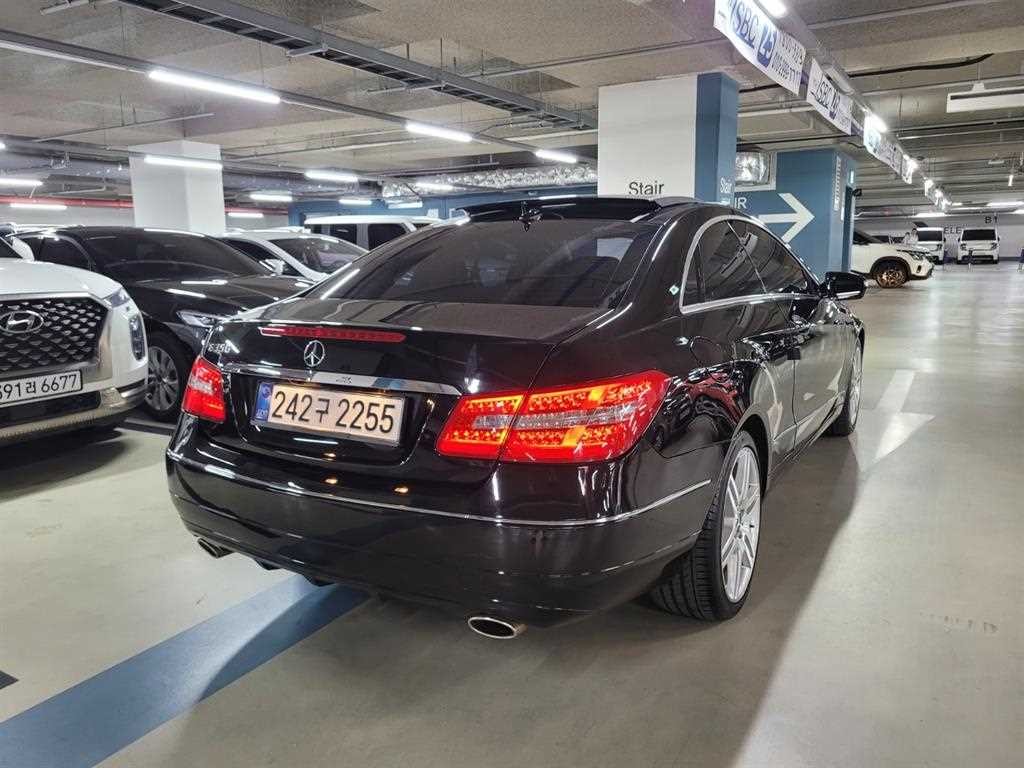 벤츠 E 클래스 E-클래스 W212 E350 쿠페 이미지 3