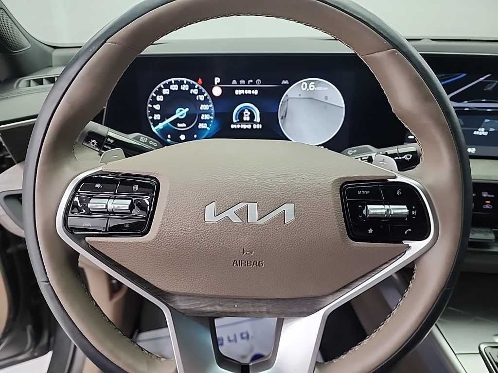 기아 K8 2.5 2WD 노블레스 이미지 9