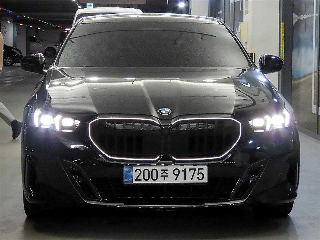 BMW 5시리즈 5시리즈 (G60) 520i 스페셜 에디션 이미지 2