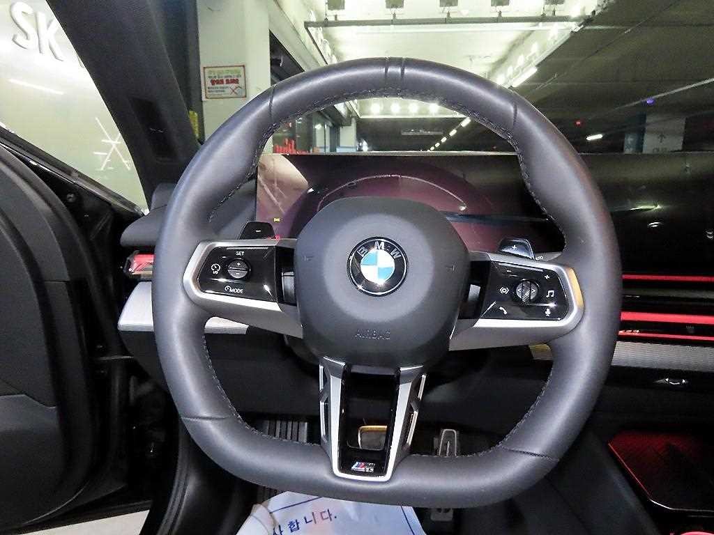 BMW 5시리즈 5시리즈 (G60) 520i 스페셜 에디션 이미지 8