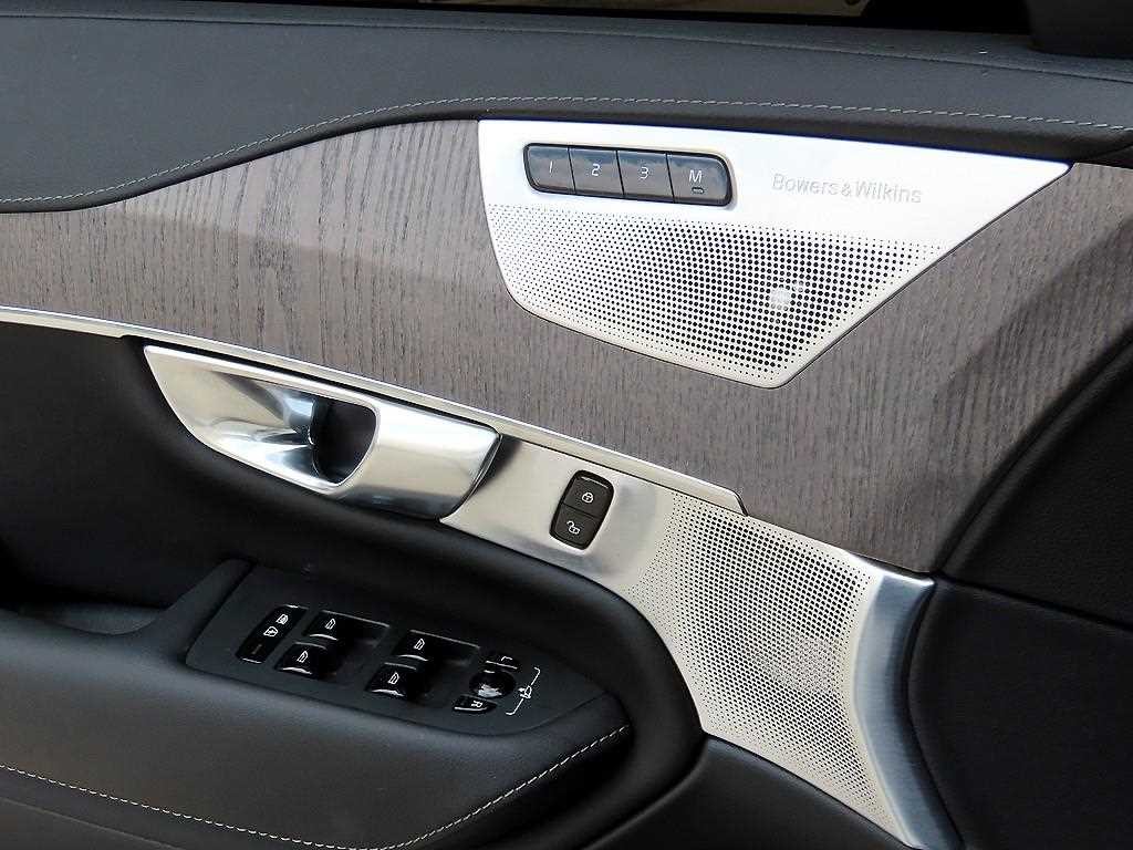 볼보 XC90 XC90 2세대 2.0 B6 AWD 얼티메이트 브라이트 이미지 12