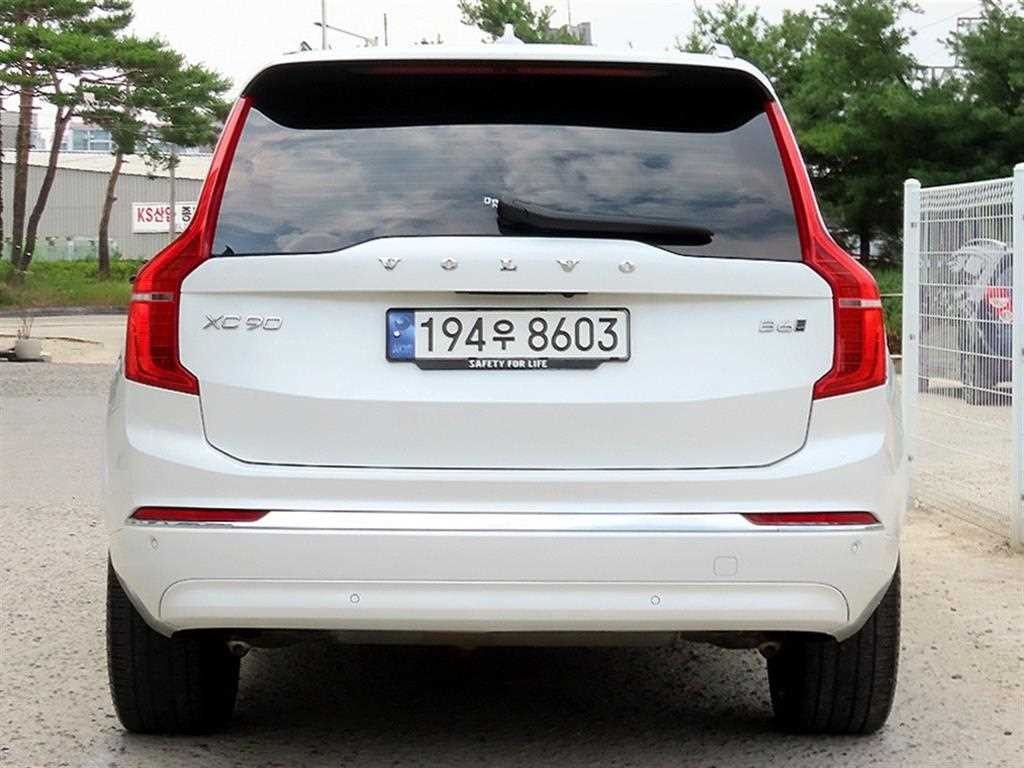 볼보 XC90 XC90 2세대 2.0 B6 AWD 얼티메이트 브라이트 이미지 4