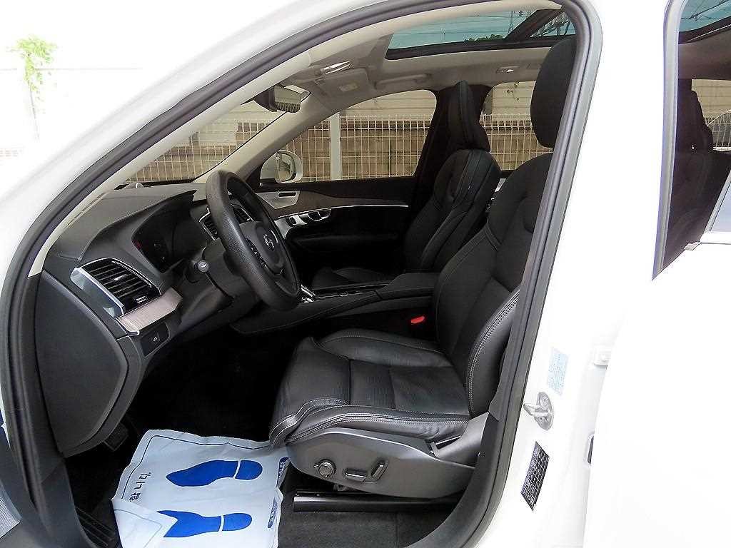 볼보 XC90 XC90 2세대 2.0 B6 AWD 얼티메이트 브라이트 이미지 5