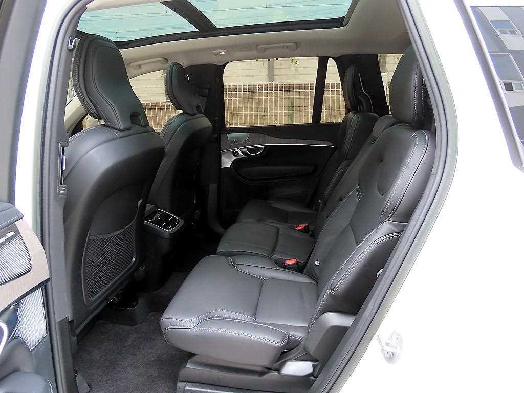 볼보 XC90 XC90 2세대 2.0 B6 AWD 얼티메이트 브라이트 이미지 6