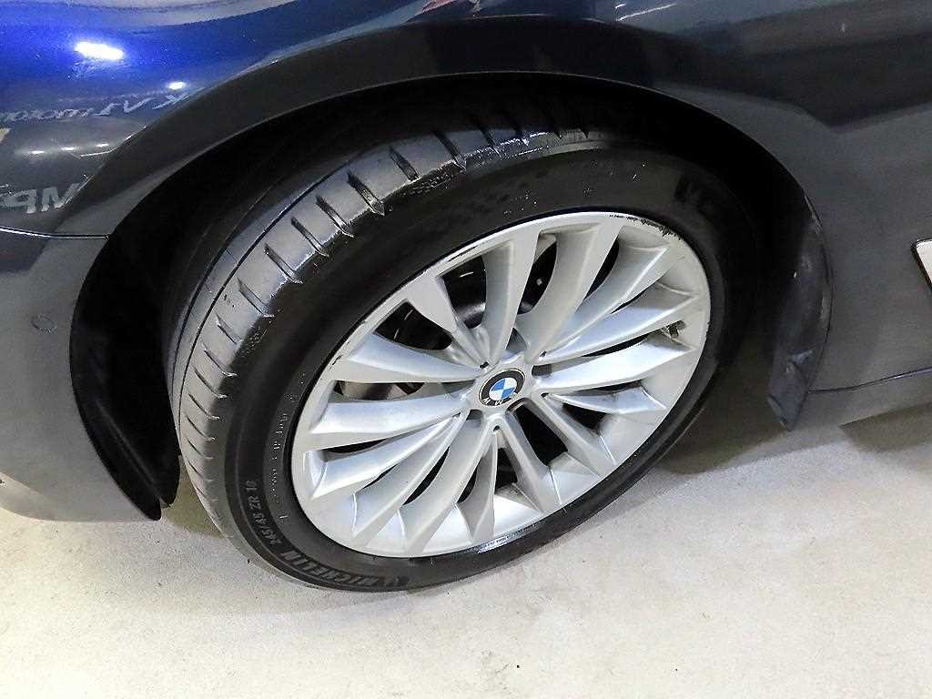 BMW 5시리즈 5시리즈 (G30) 520d 럭셔리 플러스 이미지 20