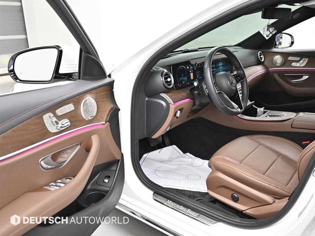 벤츠 E 클래스 E-클래스 W213 E220d 4MATIC 익스클루시브 이미지 11