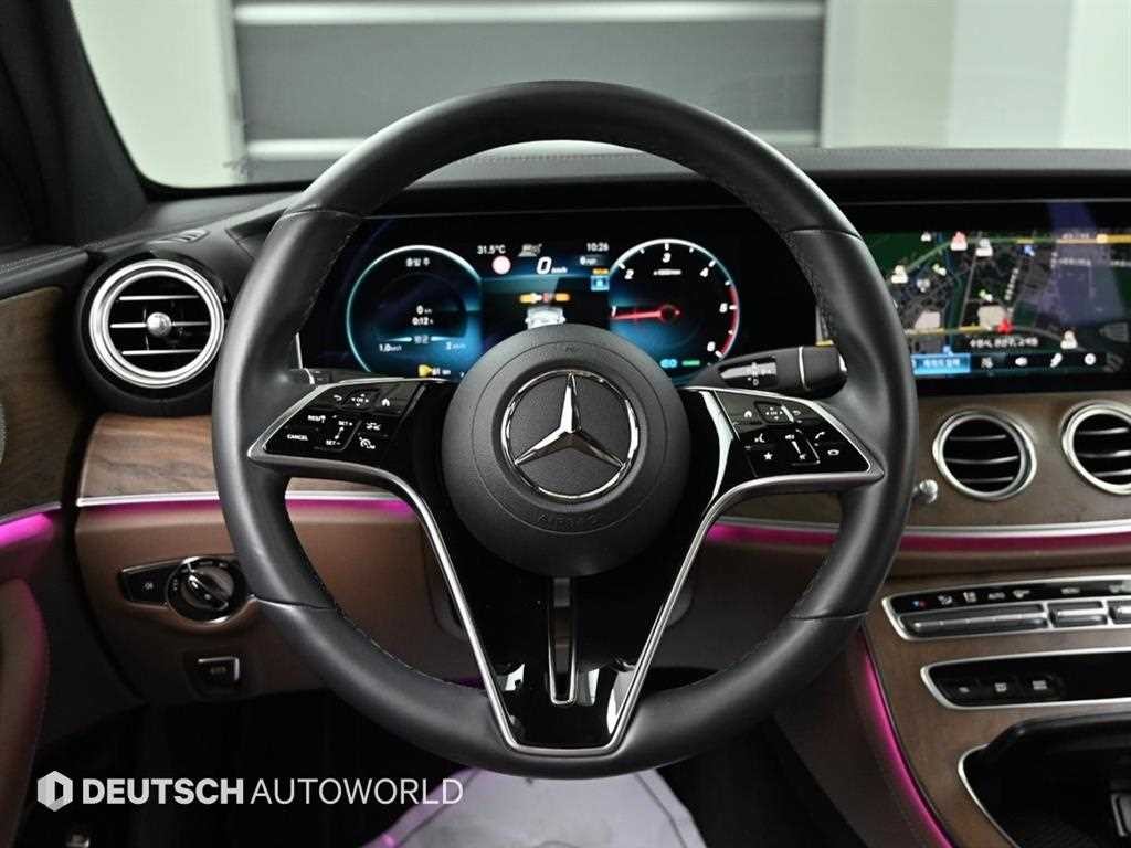 벤츠 E 클래스 E-클래스 W213 E220d 4MATIC 익스클루시브 이미지 13
