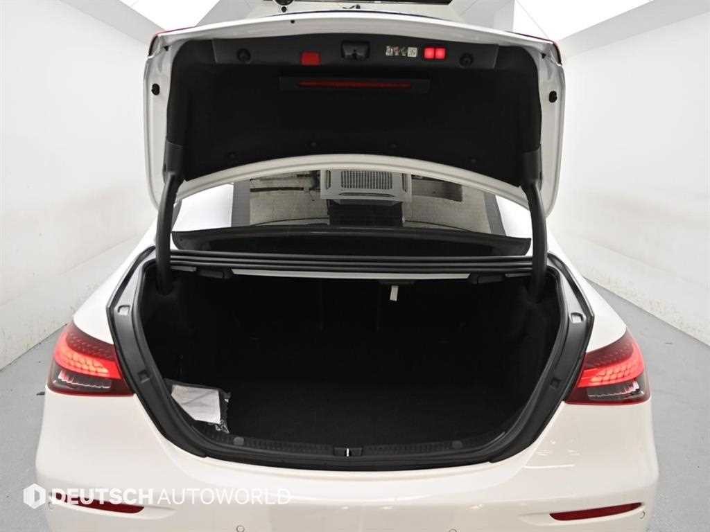 벤츠 E 클래스 E-클래스 W213 E220d 4MATIC 익스클루시브 이미지 19