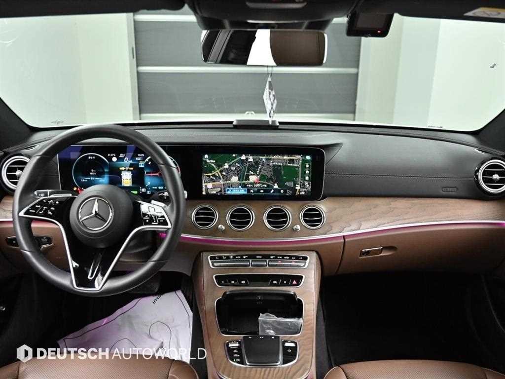 벤츠 E 클래스 E-클래스 W213 E220d 4MATIC 익스클루시브 이미지 7
