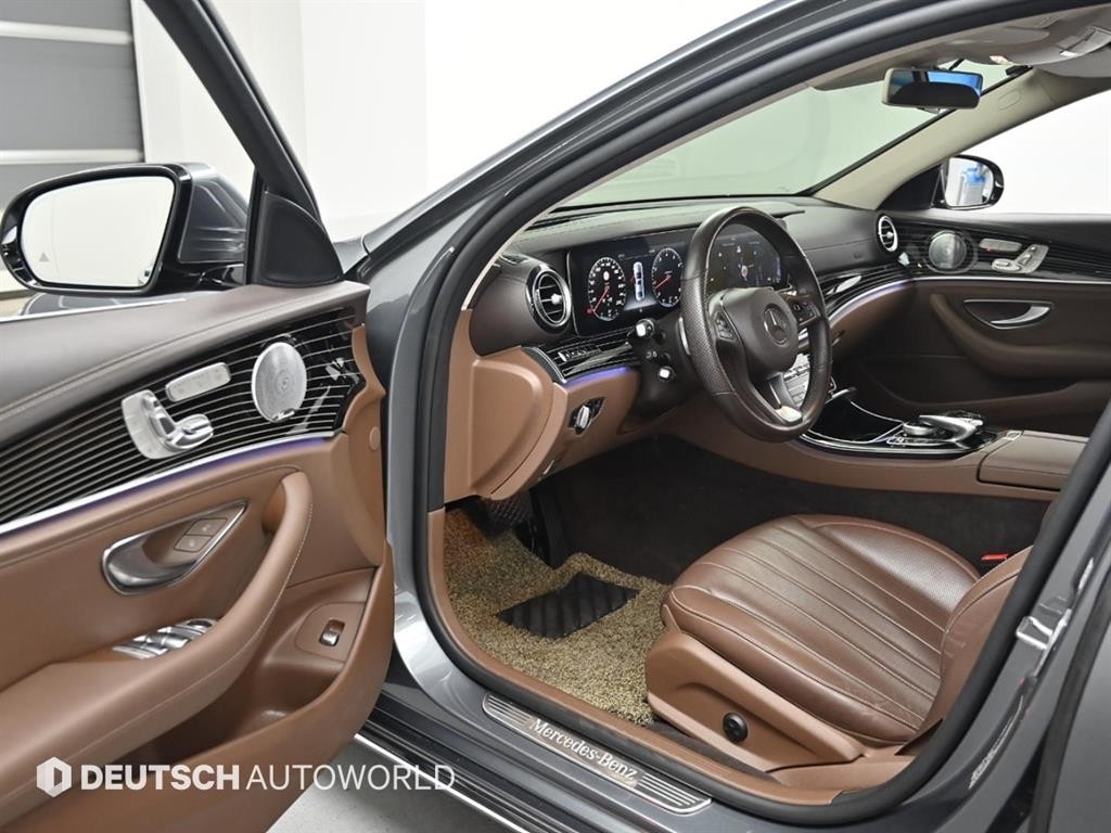 벤츠 E 클래스 E-클래스 W213 E400 4MATIC 익스클루시브 이미지 11
