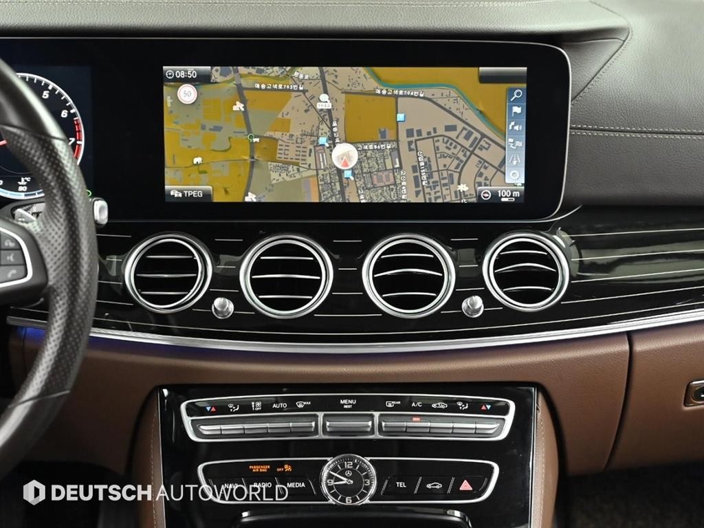 벤츠 E 클래스 E-클래스 W213 E400 4MATIC 익스클루시브 이미지 14