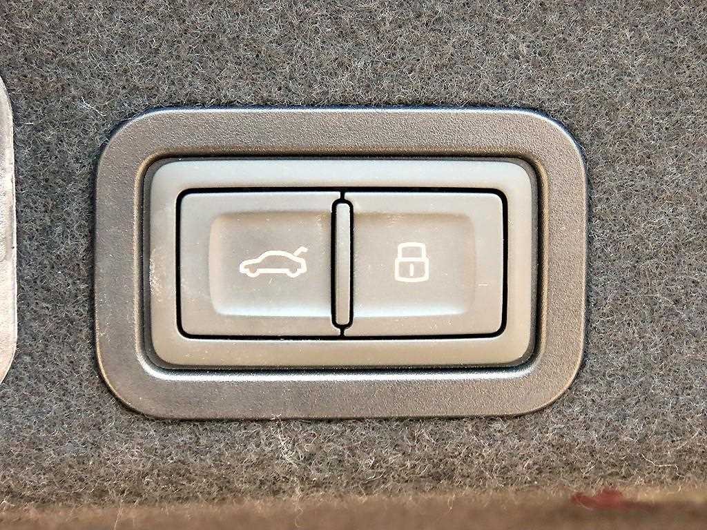 아우디 A6 뉴A6 40 TFSI 프리미엄 이미지 17