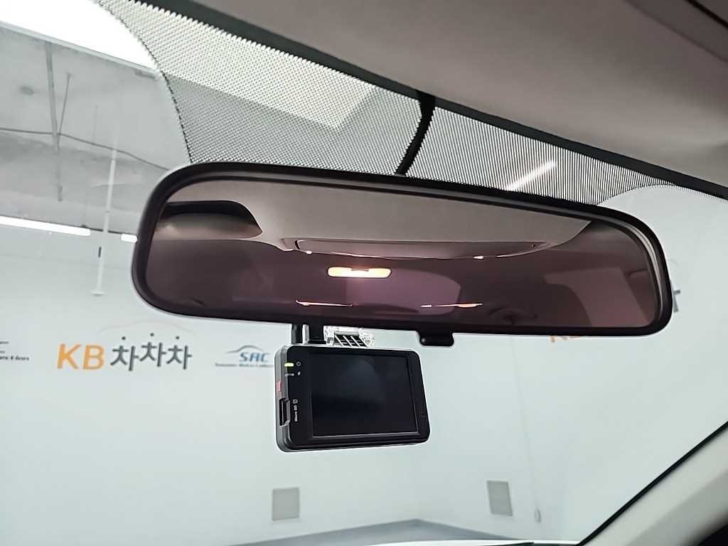 기아 스토닉 가솔린 1.4 트렌디 이미지 15