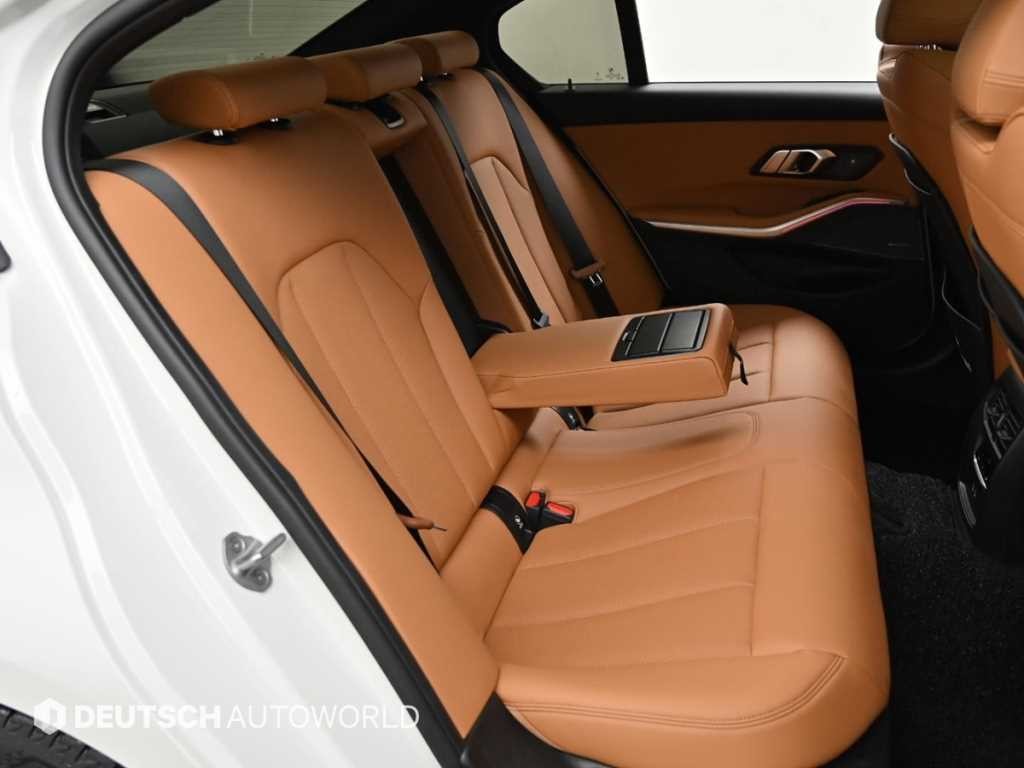 BMW 3시리즈 3시리즈 (G20) 320i M 스포츠 이미지 12