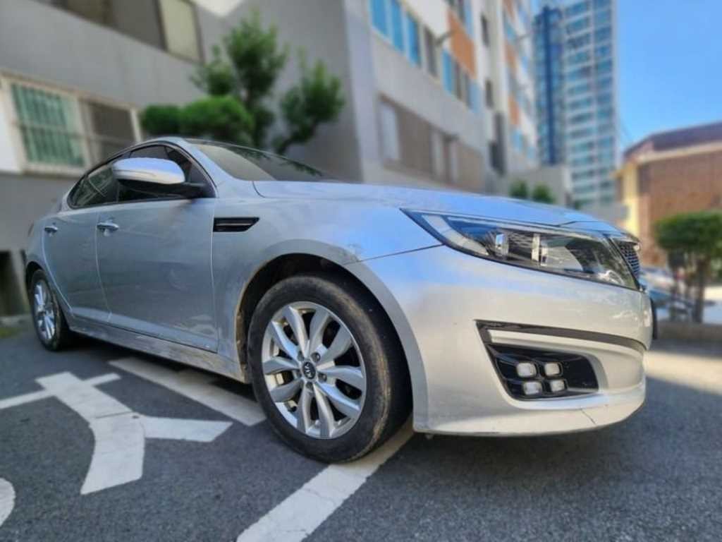 기아 K5 더 뉴 K5 2.0 LPI 프레스티지 이미지 2