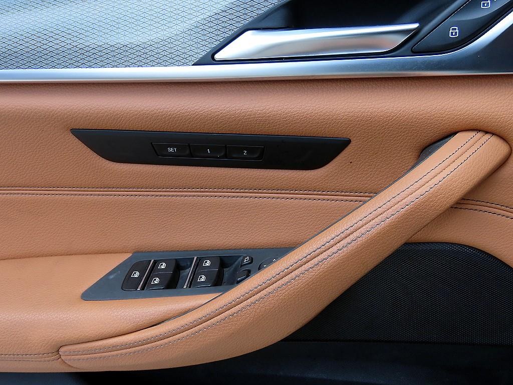 BMW 5시리즈 5시리즈 (G30) 530i M 스포츠 이미지 11