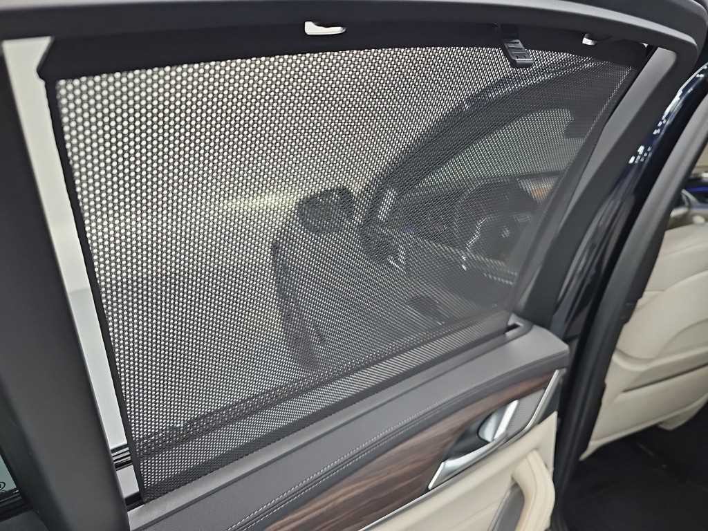 BMW 5시리즈 5시리즈 (G30) M550i xDrive 이미지 13