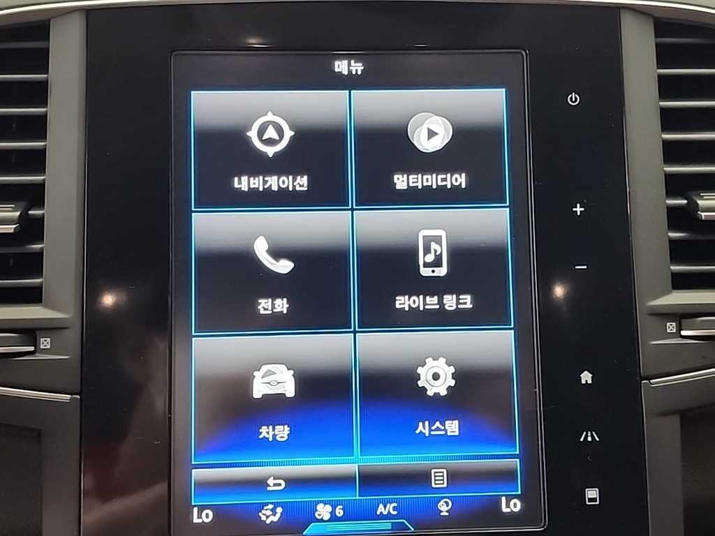 르노코리아(삼성) QM6 더뉴QM6 가솔린 2.0 GDe 프리미에르 2WD 이미지 15