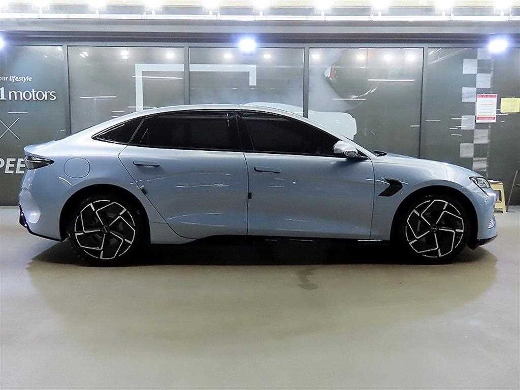 BYD SEAL 다이내믹 AWD 이미지 3