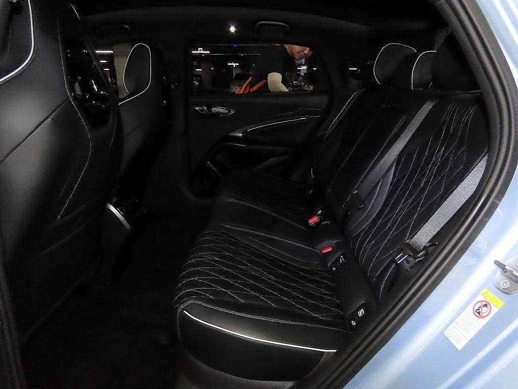 BYD SEAL 다이내믹 AWD 이미지 7