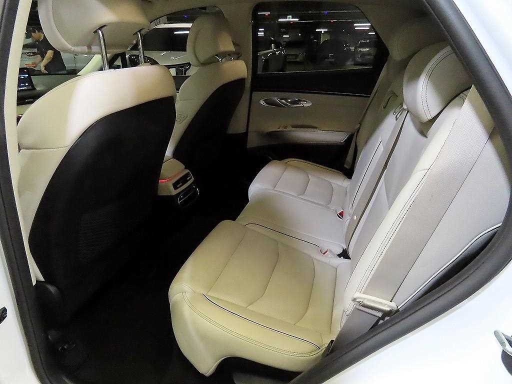 제네시스 GV70 2.5T 가솔린 2WD 이미지 8