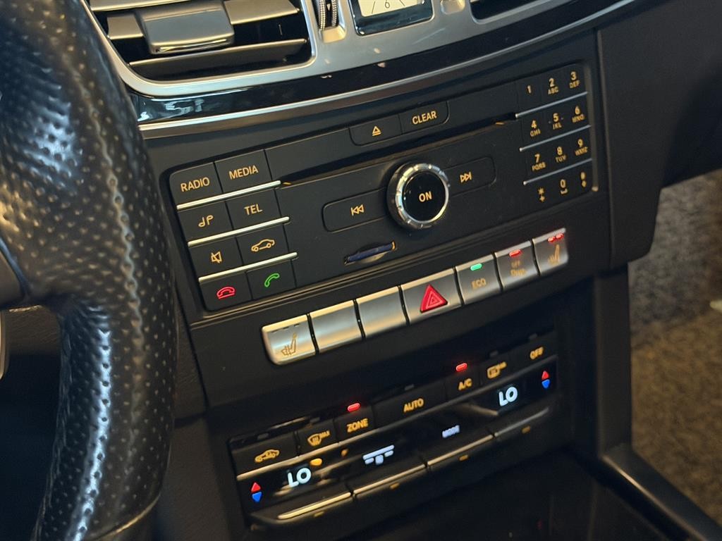 벤츠 E 클래스 E-클래스 W212 E220 블루텍 아방가르드 스포츠 이미지 6