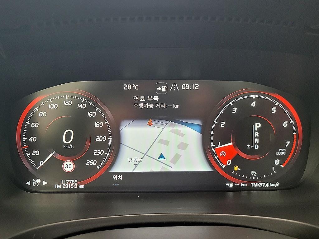 볼보 V90 V90 크로스컨트리 T5 AWD 이미지 9