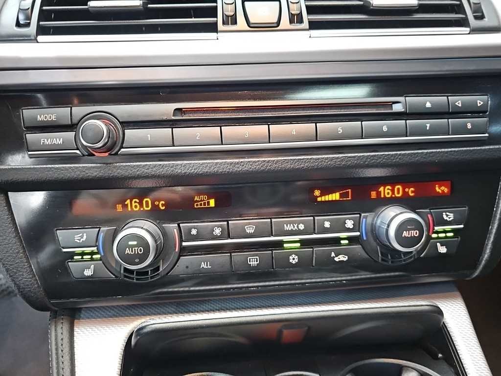 BMW 5시리즈 5시리즈 (F10) 550i xDrive 이미지 10