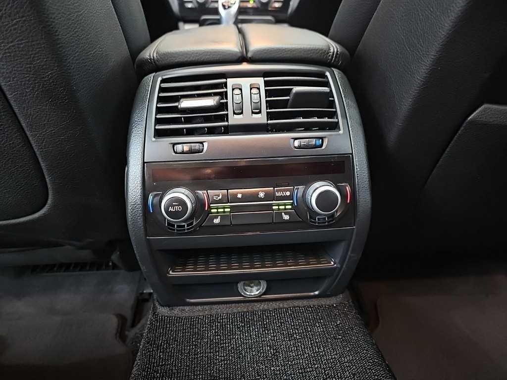 BMW 5시리즈 5시리즈 (F10) 550i xDrive 이미지 13