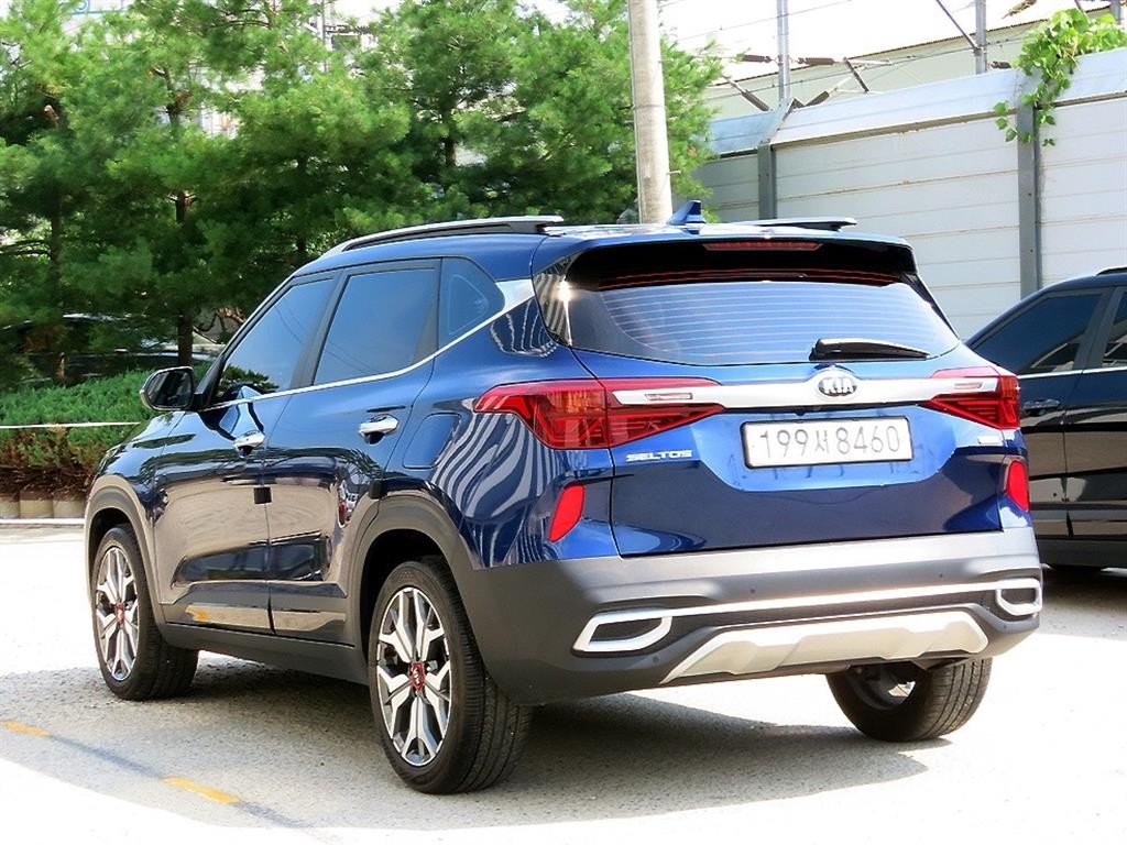 기아 셀토스 가솔린 1.6 터보 2WD 노블레스 이미지 3