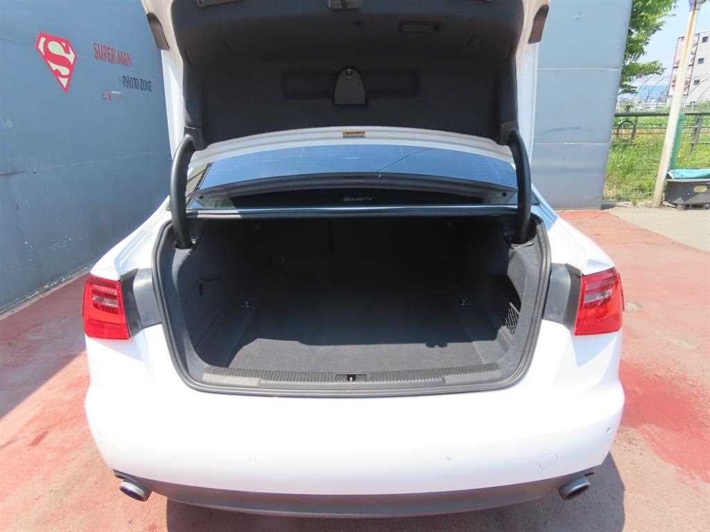 아우디 A6 뉴A6 2.0 TFSI 콰트로 다이나믹 이미지 5