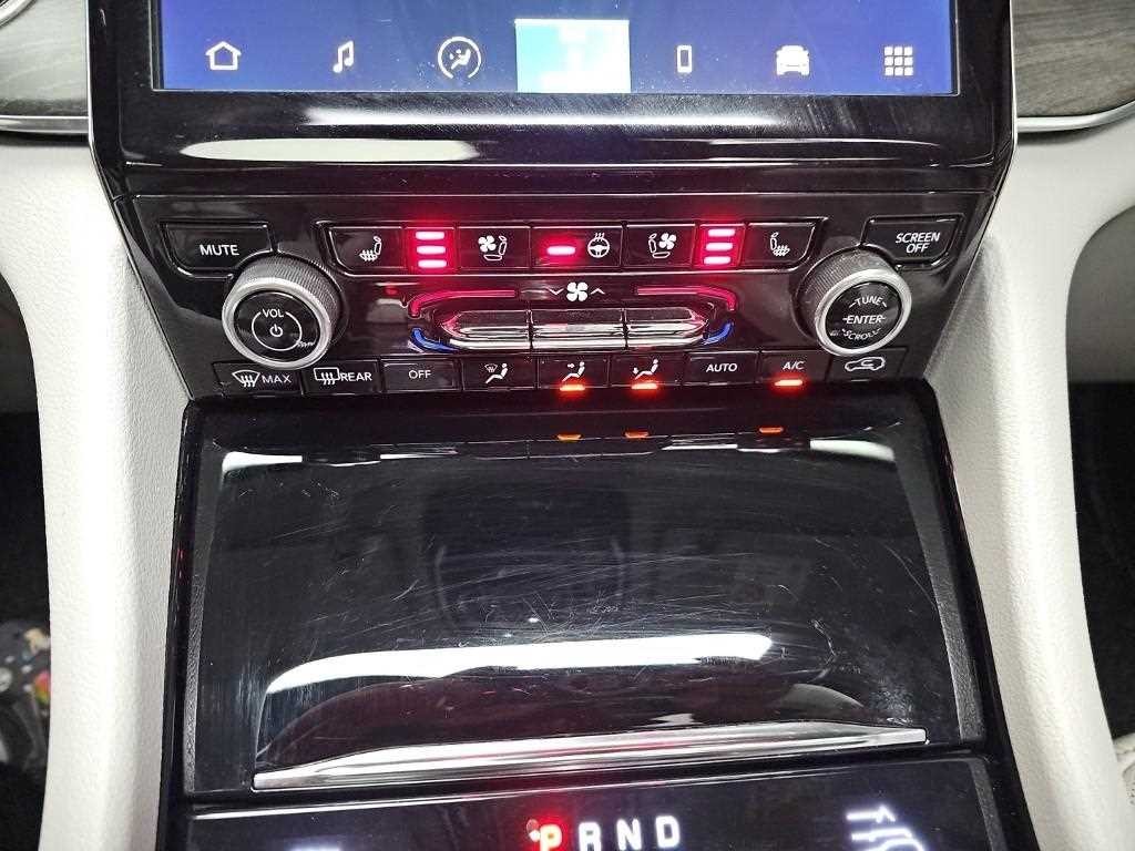 지프 체로키 그랜드 체로키(WL) 3.6 L 오버랜드 이미지 10