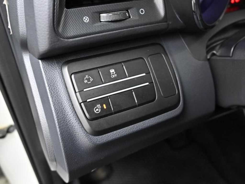 KG모빌리티(쌍용) 티볼리 가솔린 2WD 1.6 VX 이미지 16