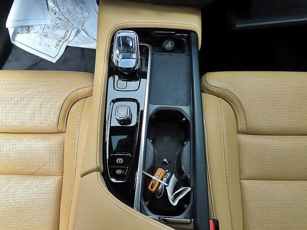 볼보 S90 B5 얼티메이트 브라이트 이미지 10