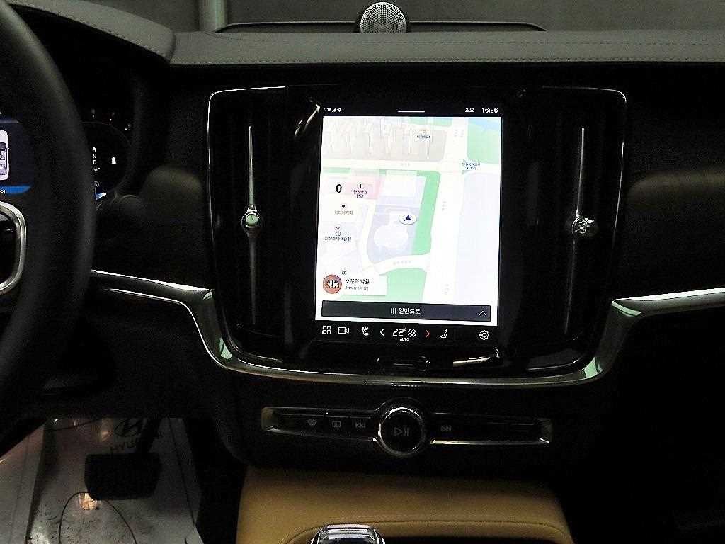 볼보 S90 B5 얼티메이트 브라이트 이미지 13