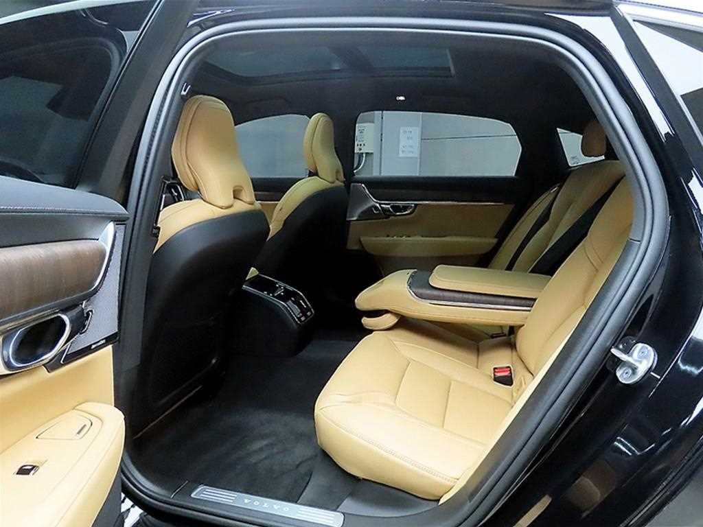 볼보 S90 B5 얼티메이트 브라이트 이미지 6